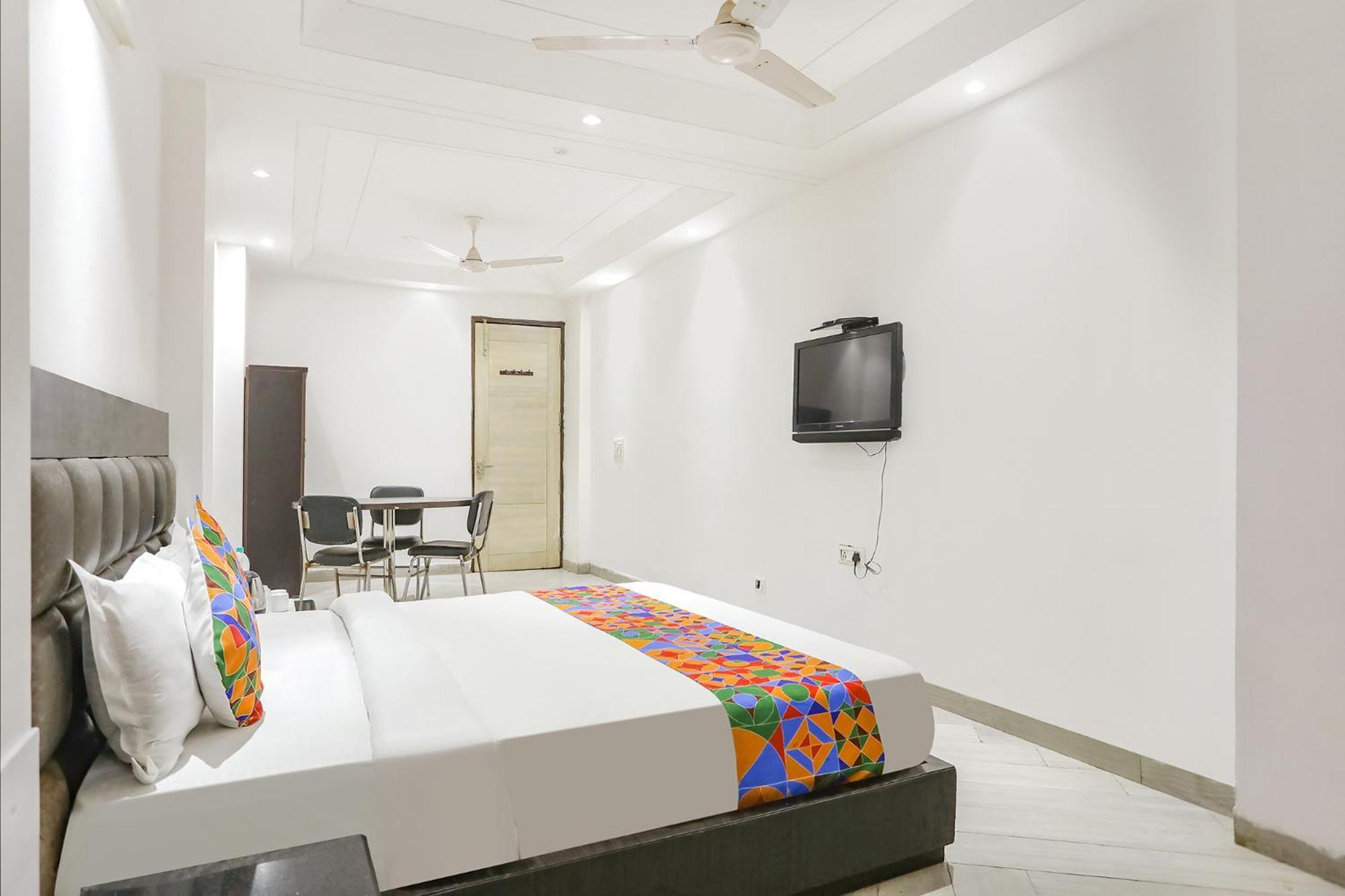 Fabexpress Lotus Palace New Delhi Exterior foto