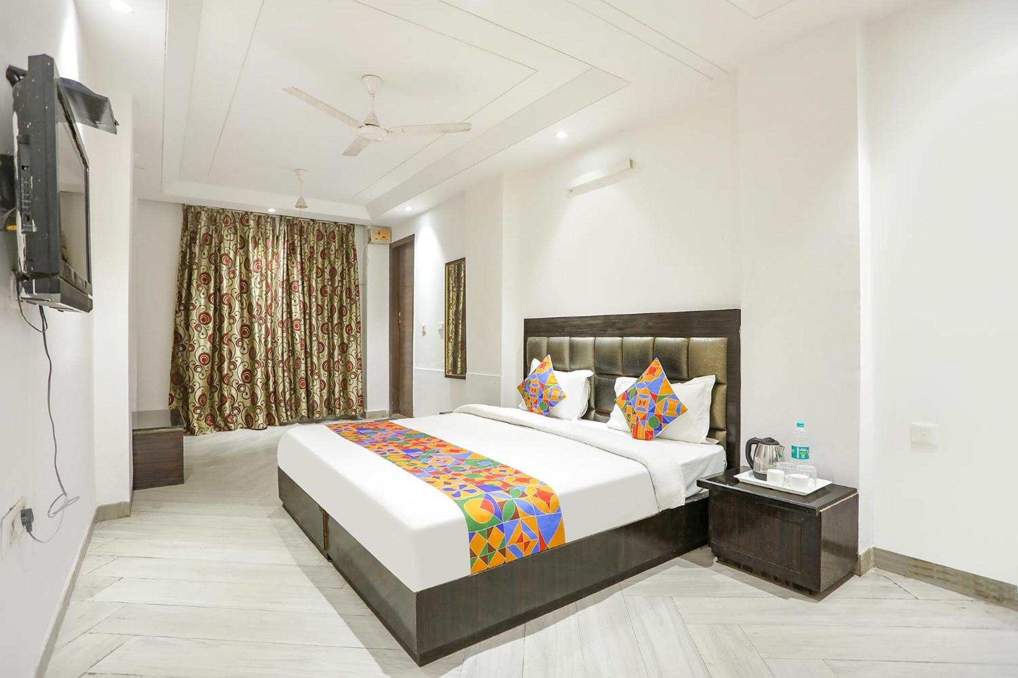 Fabexpress Lotus Palace New Delhi Exterior foto