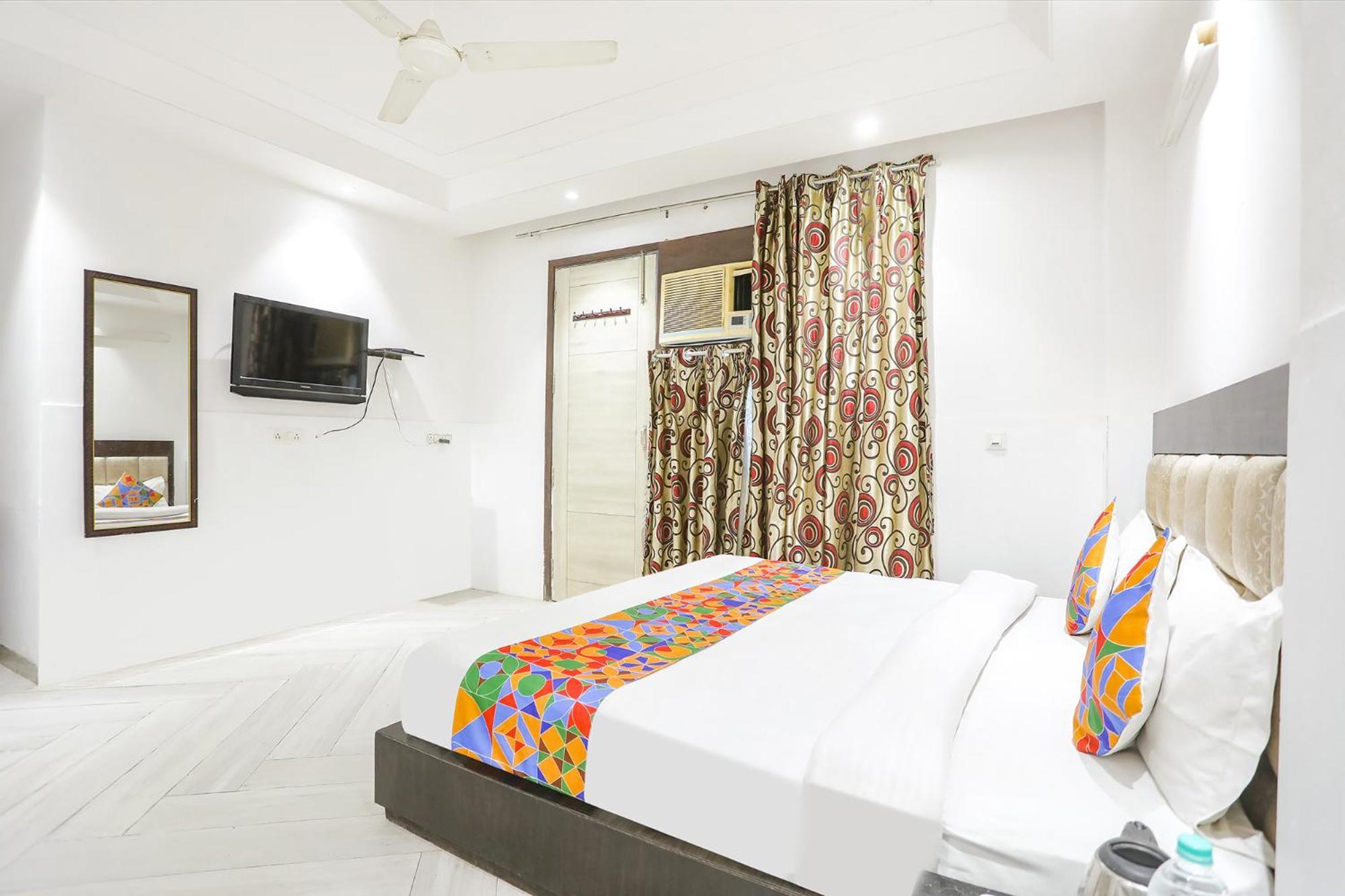 Fabexpress Lotus Palace New Delhi Exterior foto