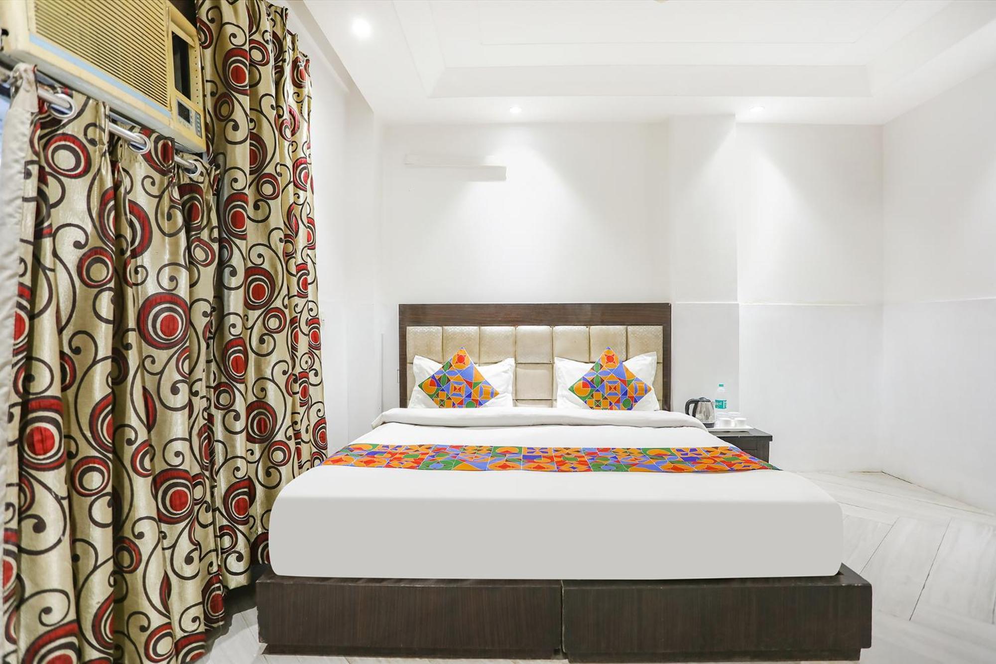 Fabexpress Lotus Palace New Delhi Exterior foto