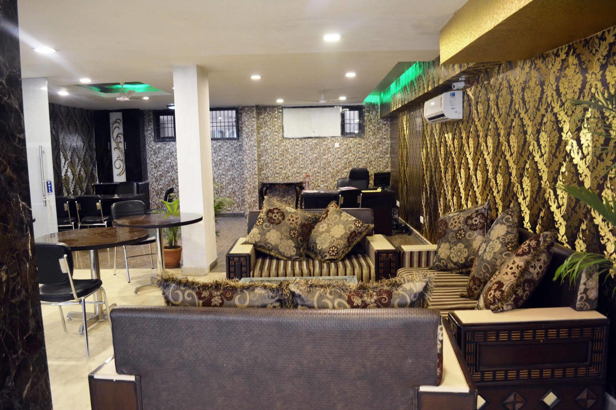 Fabexpress Lotus Palace New Delhi Exterior foto