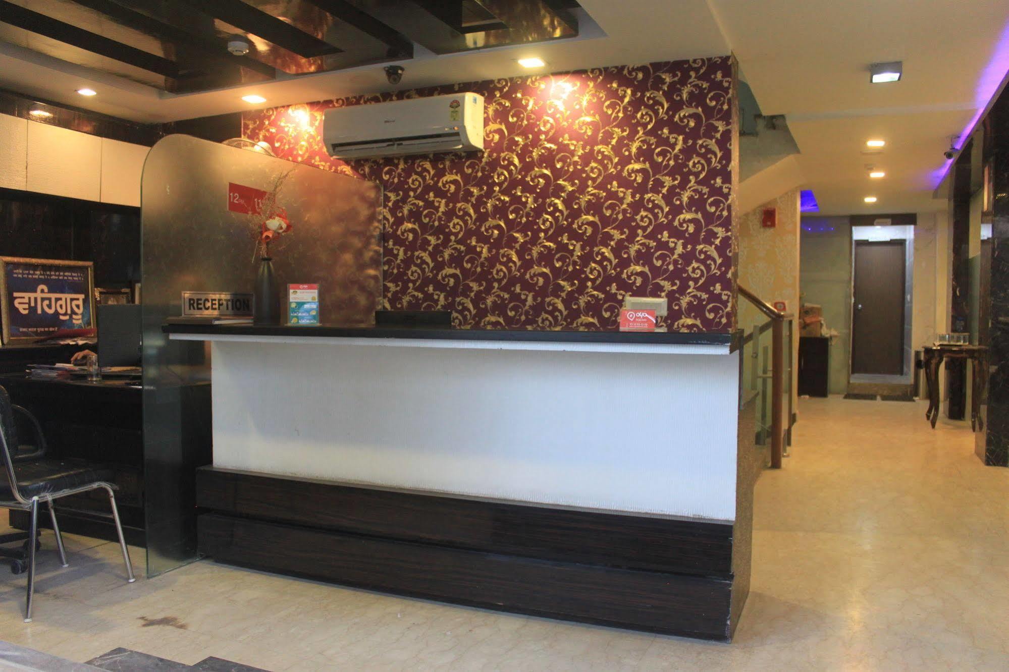 Fabexpress Lotus Palace New Delhi Exterior foto