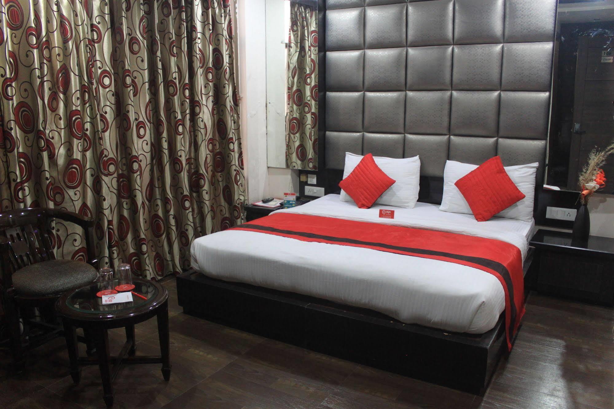 Fabexpress Lotus Palace New Delhi Exterior foto